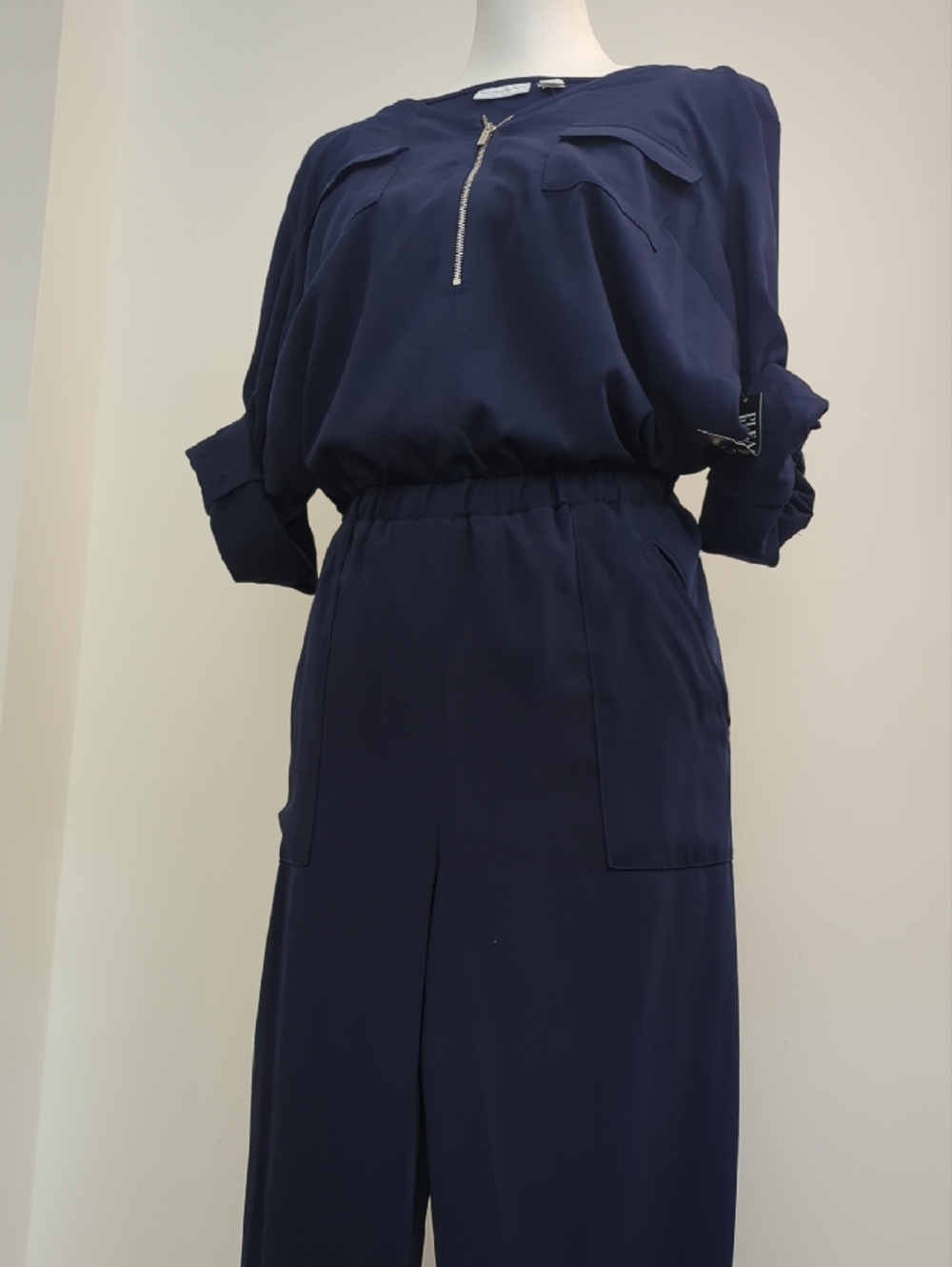 NWT New York & Company Utility Style Navy Zip-Front Blouson Wide Leg Jumpsuit - Picture 5 of 10